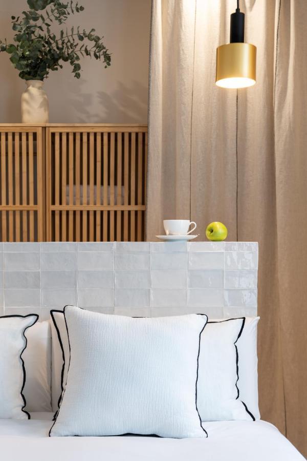 Magno Apartments Robles With Jacuzzi And Private Parking Севиля Екстериор снимка